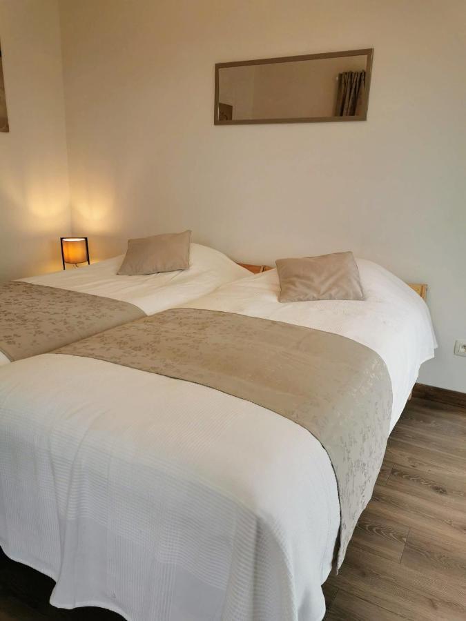 Terra Zen Villa Rochehaut Buitenkant foto
